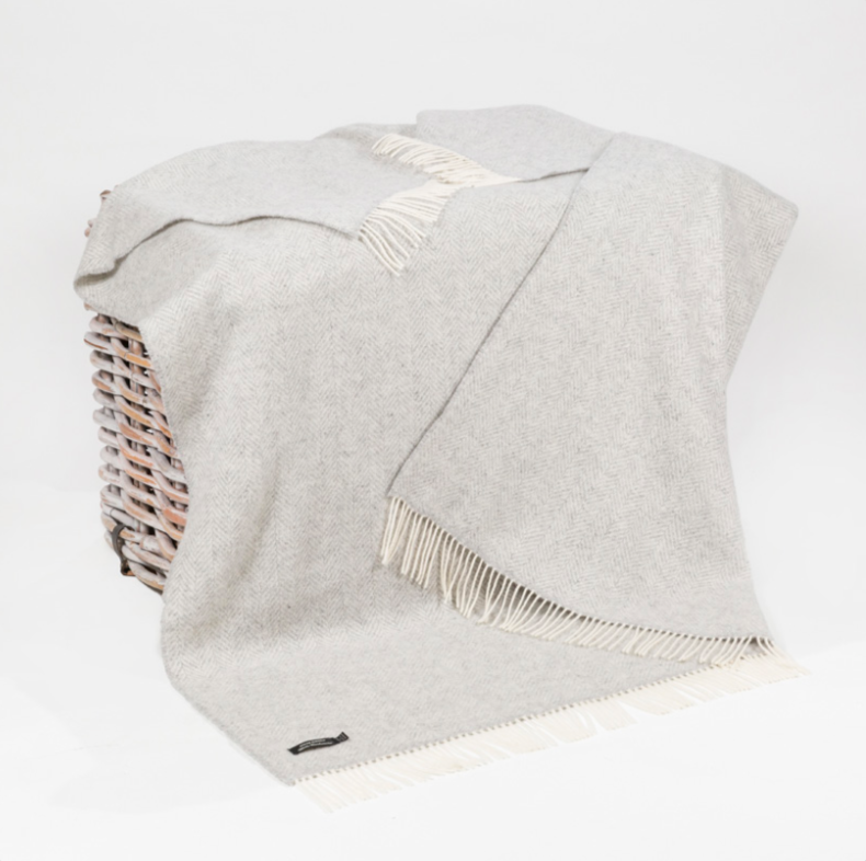Merino Cashmere Throws (multiple colours)